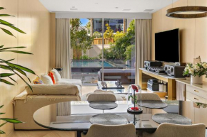 Luxurious Apartment with Private Pool Access at FIVE The Palm Jumeirah